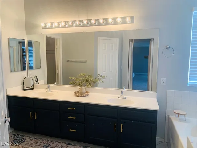 $3,650 | 10637 Amblewood Avenue, Las Vegas, NV 89144