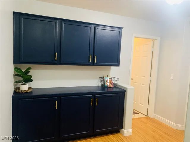 $3,650 | 10637 Amblewood Avenue, Las Vegas, NV 89144