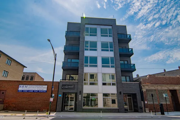 $4,800 | 880 North Milwaukee Avenue, Unit 5S, Chicago, IL 60642