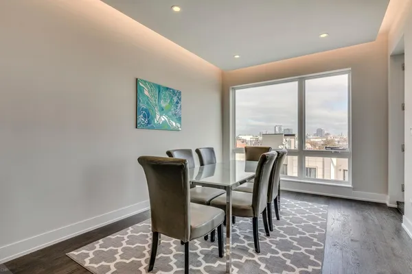 $4,800 | 880 North Milwaukee Avenue, Unit 5S, Chicago, IL 60642