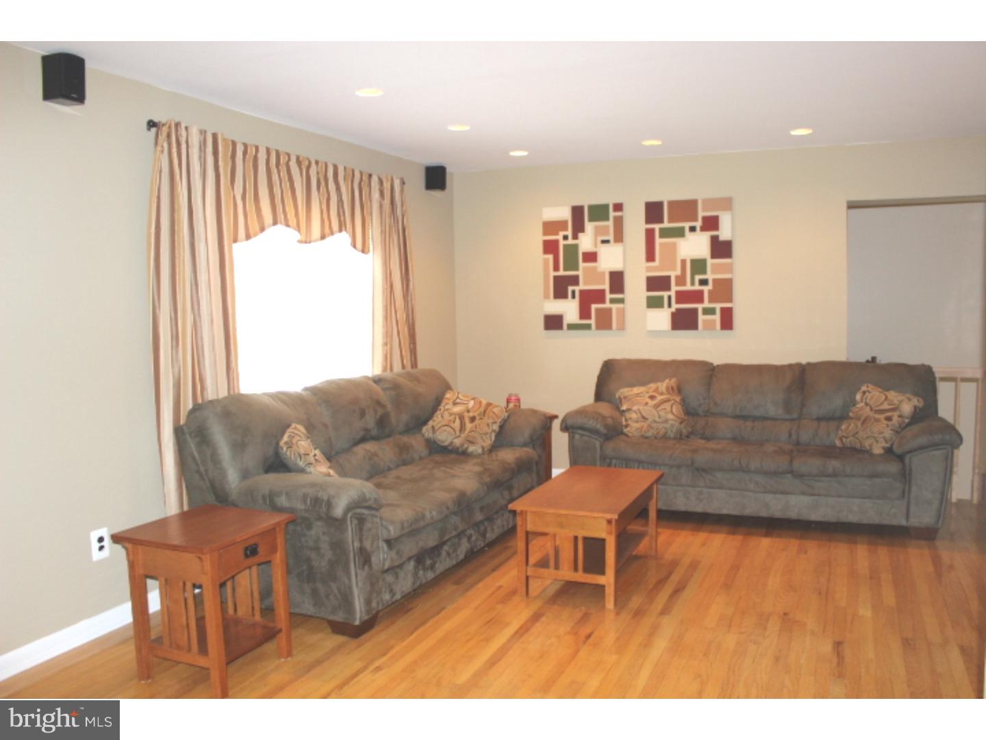 42 Old Forge Road Laurel Springs, NJ 08021 - Photo 4 of 15 Living Room