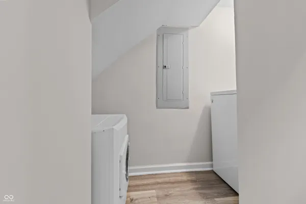 $1,300 | 1122 Unit B S Meridian Street, Indianapolis, IN 46225