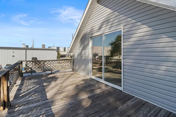 $1,300 | 1122 Unit B S Meridian Street, Indianapolis, IN 46225