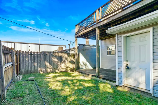 $1,300 | 1122 Unit B S Meridian Street, Indianapolis, IN 46225