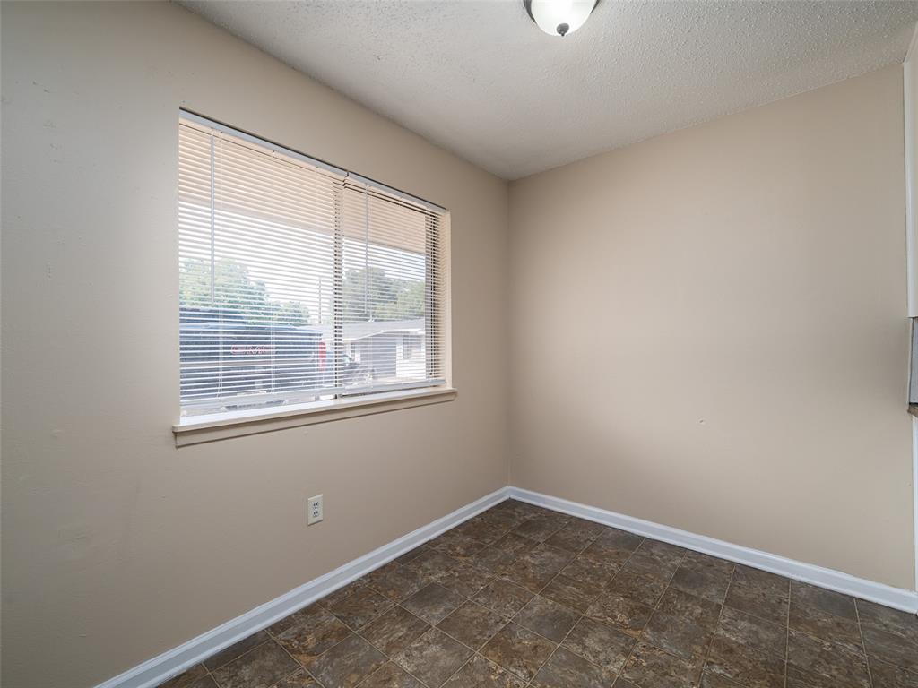 411 Johnson Street Marshall, TX 75670 - Photo 16 of 22