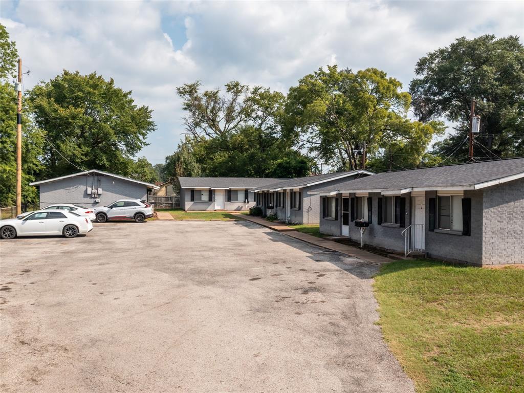 411 Johnson Street Marshall, TX 75670 - Photo 5 of 22