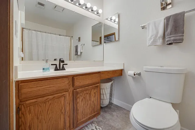 $249,900 | 3640 East Barbara Court, Unit 202, Oak Creek, WI 53154