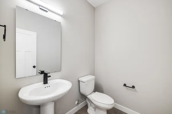 $449,900 | 5881 41st Street South, Fargo, ND 58104