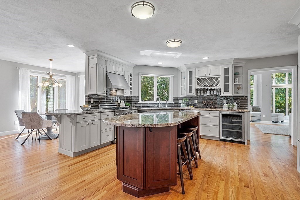 260 Candlestick Road North Andover, MA 01845 - Photo 11 of 42 Gallery Image 11