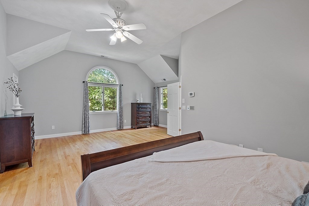 260 Candlestick Road North Andover, MA 01845 - Photo 27 of 42 Gallery Image 27