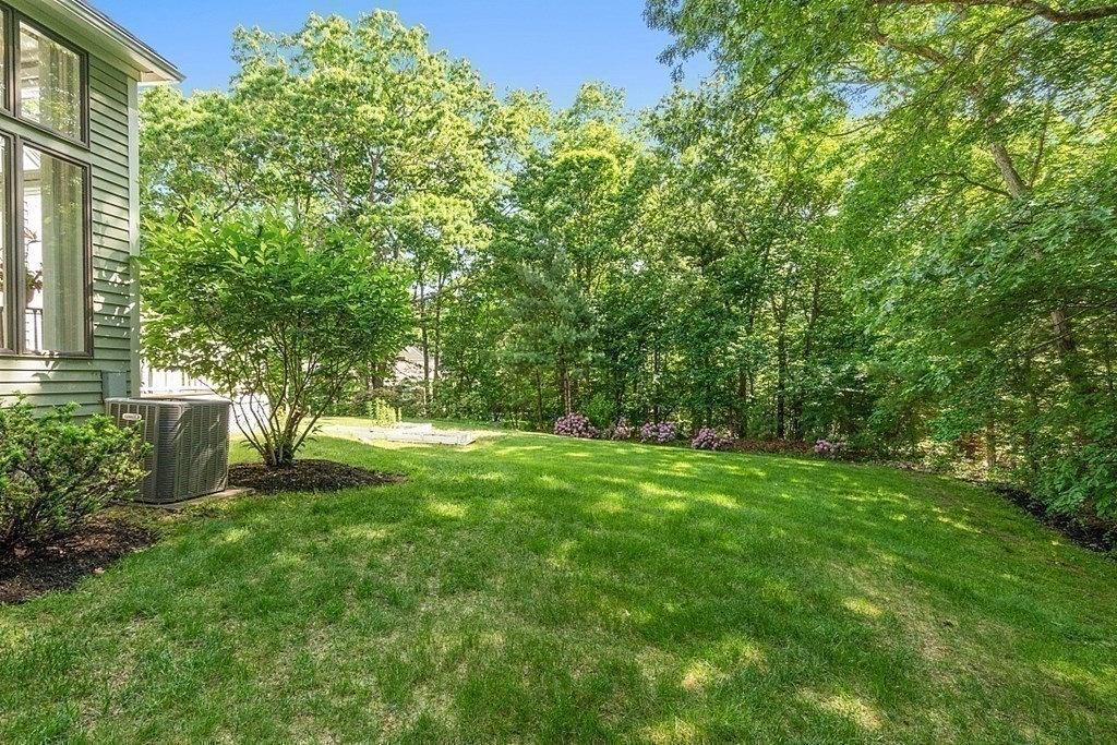 260 Candlestick Road North Andover, MA 01845 - Photo 39 of 42 Gallery Image 39