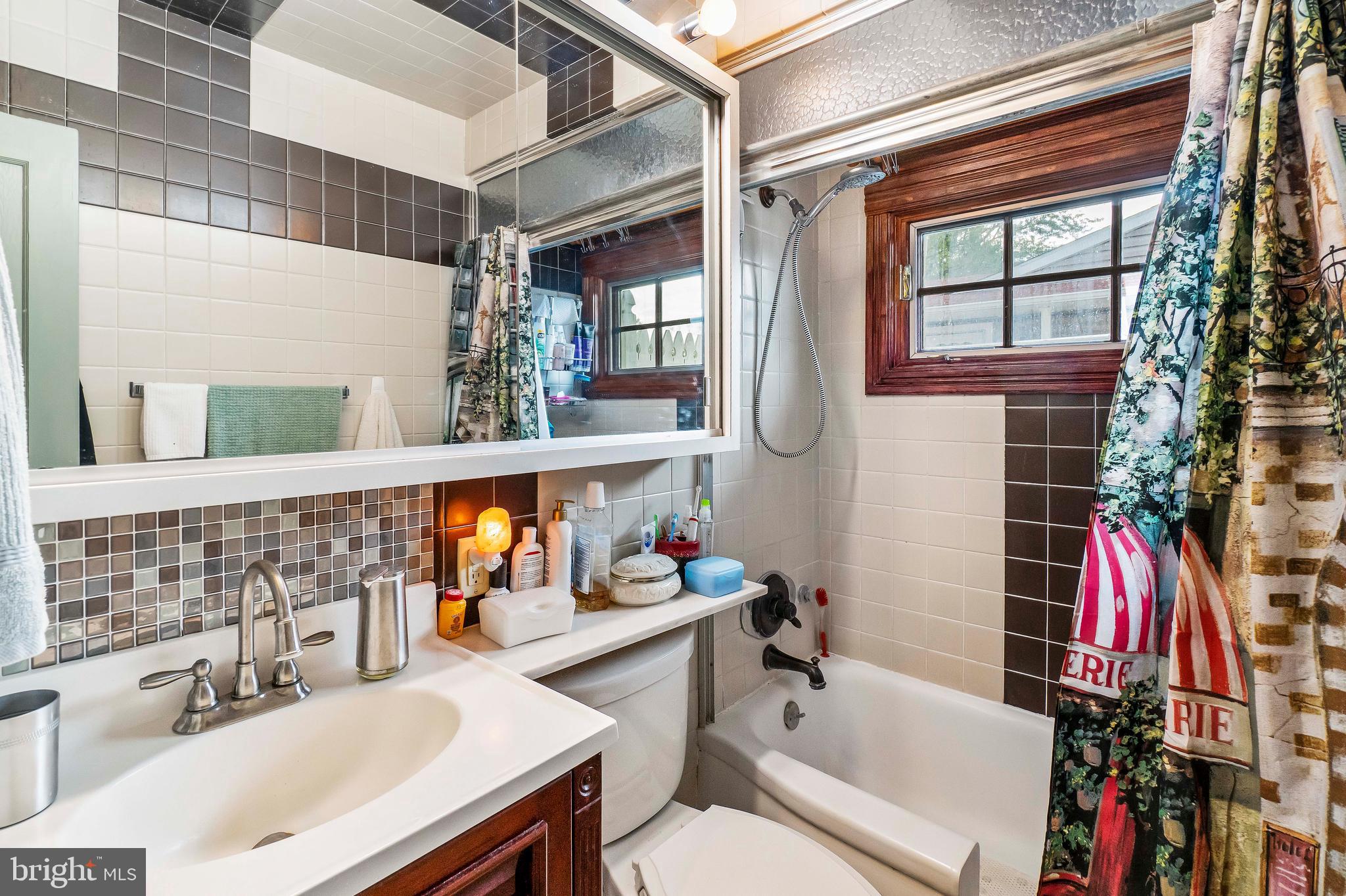 8719 Stockwell Road Baltimore, MD 21234 - Photo 10 of 37 Gallery Image 10