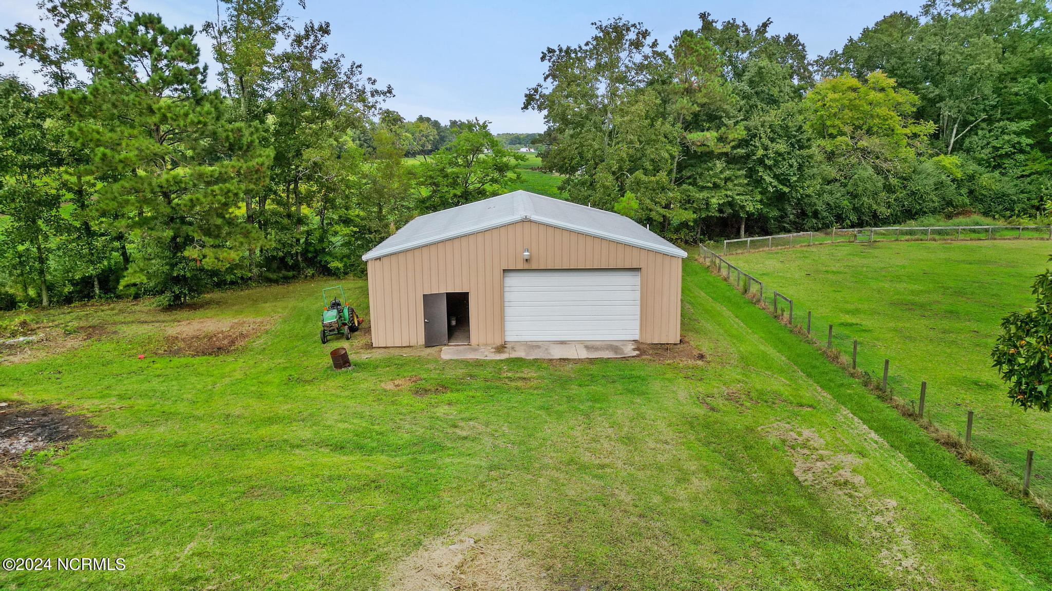41 Thicket Road Corapeake, NC 27926 - Photo 12 of 40 41 Thicket Rd-13