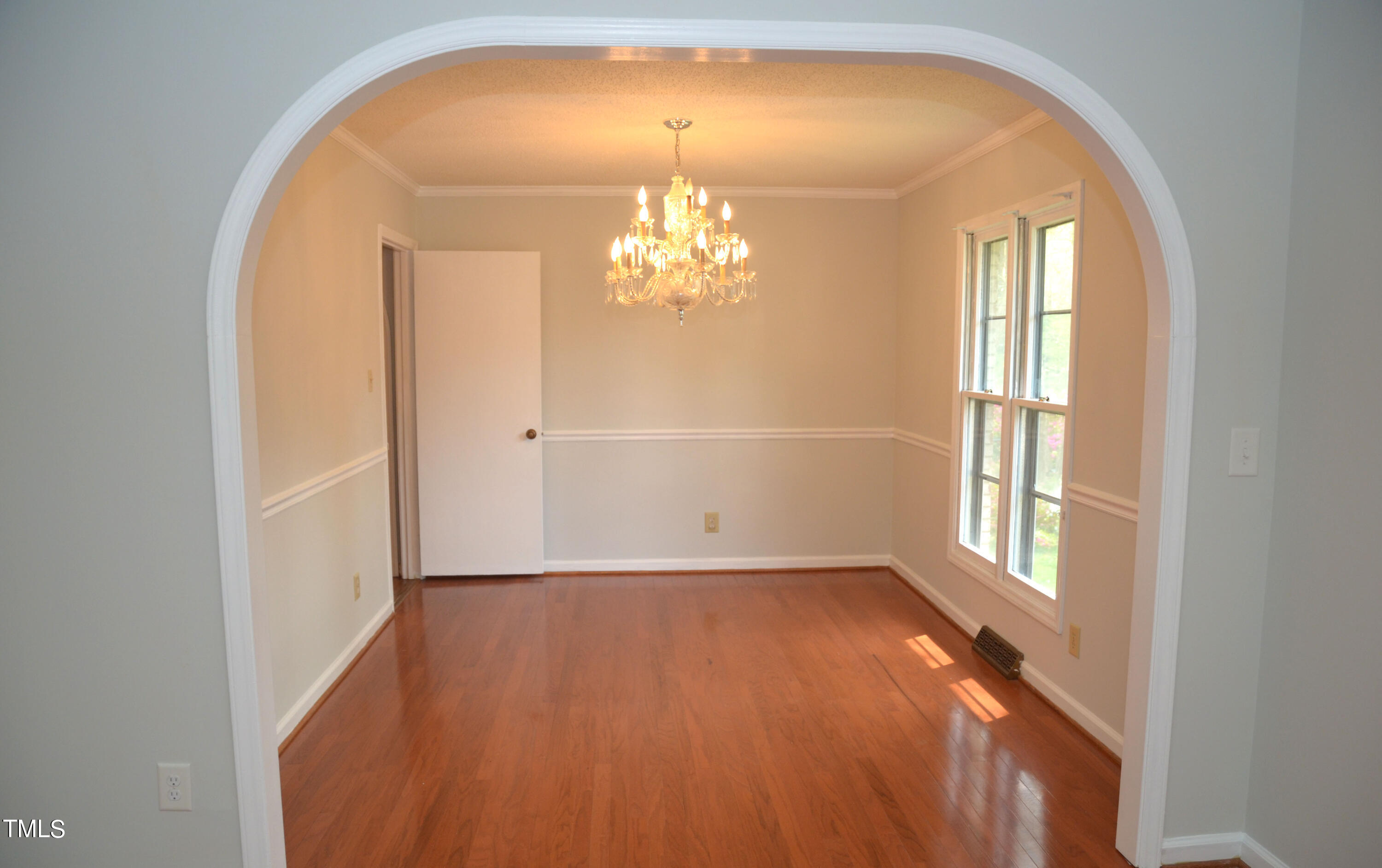 5708 Old Forge Circle Raleigh, NC 27609 - Photo 14 of 31 an empty room with windows