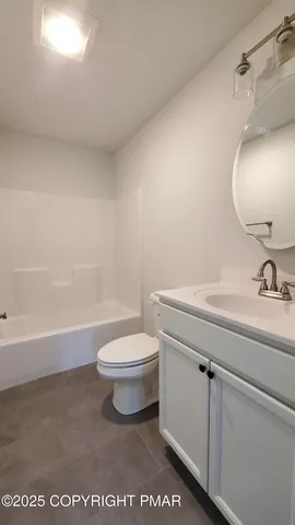 $399,000 | 133 Mountain Drive, Greentown, PA 18426