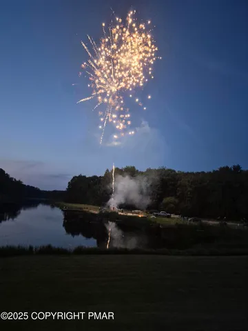 $399,000 | 133 Mountain Drive, Greentown, PA 18426