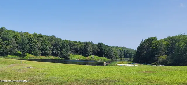 $399,000 | 133 Mountain Drive, Greentown, PA 18426