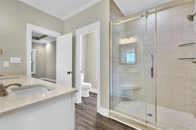 a view of walk in closet