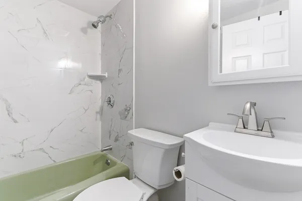 $1,700 | 596 Boston Post Road East, Unit 20, Marlborough, MA 01752