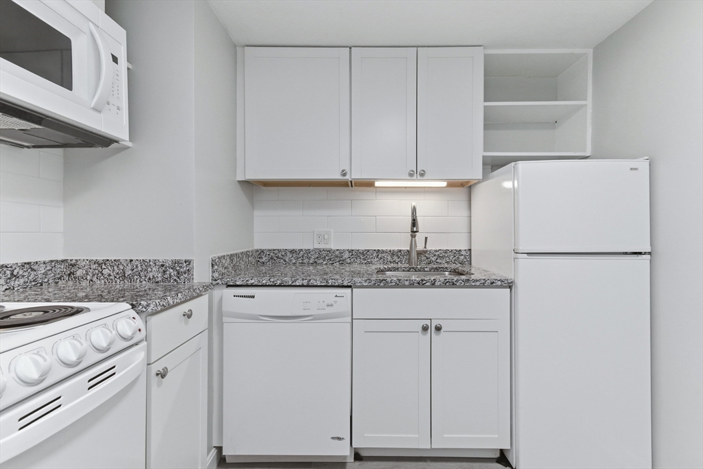 596 Boston Post Road East, Unit 20 Marlborough, MA 01752 - Photo 12 of 19