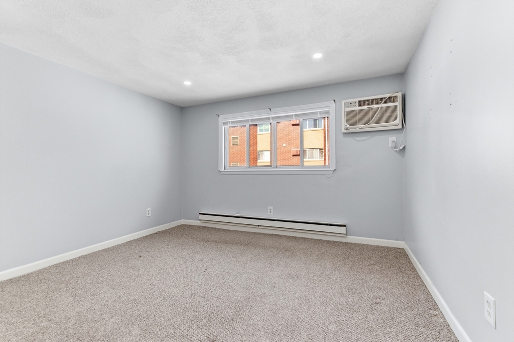 596 Boston Post Road East, Unit 20 Marlborough, MA 01752 - Photo 4 of 19