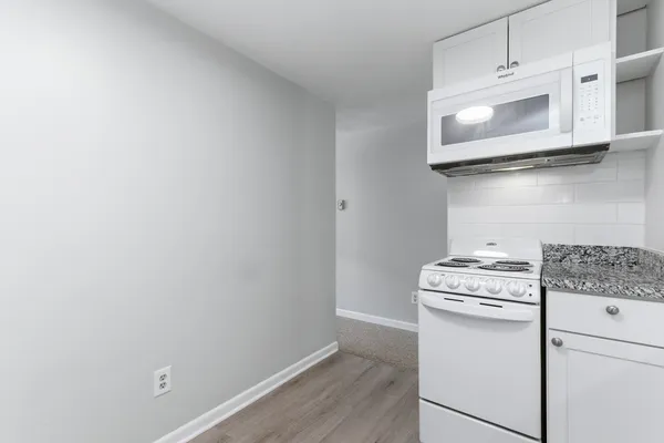 $1,700 | 596 Boston Post Road East, Unit 20, Marlborough, MA 01752