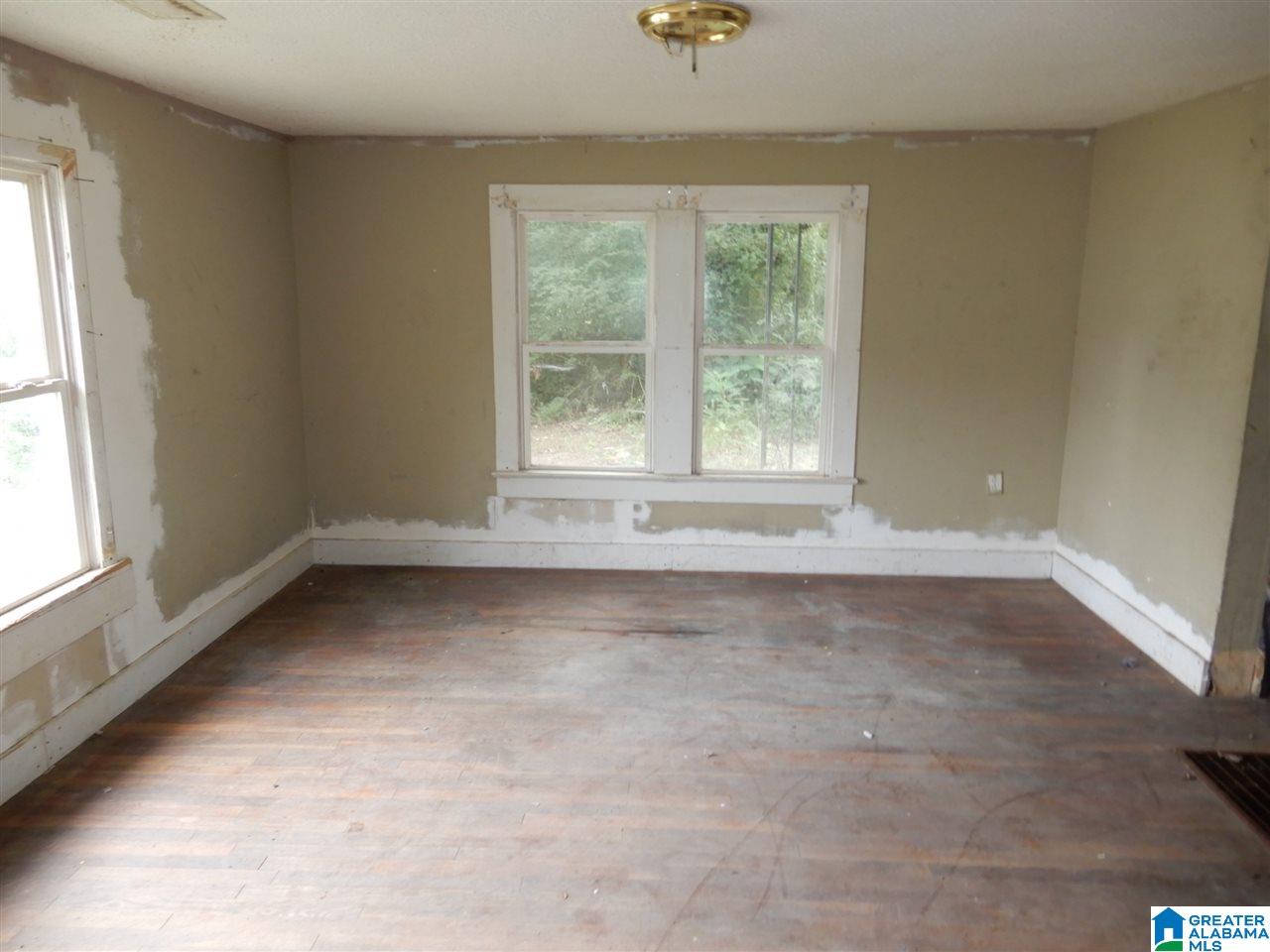 3384 Warrior River Road Bessemer, AL 35023 - Photo 4 of 9