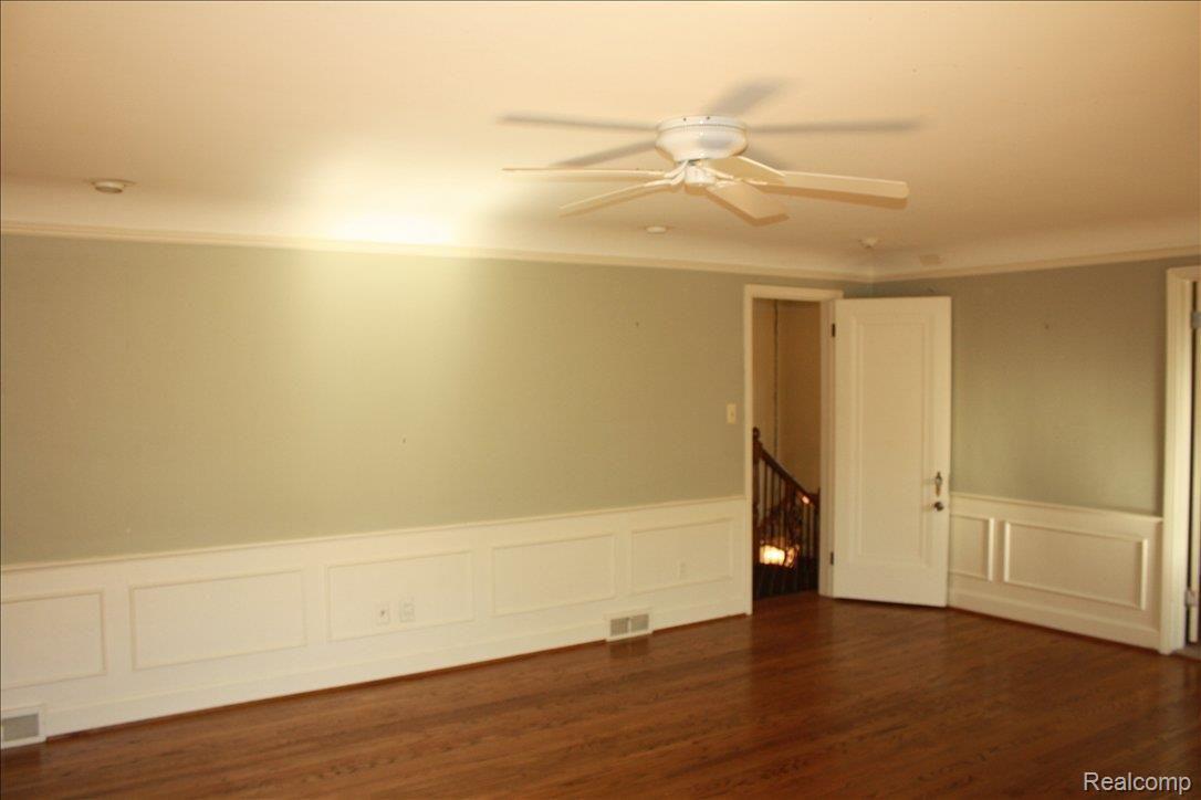 709 Berkshire Road Grosse Pointe, MI 48230 - Photo 14 of 25 master bedroom