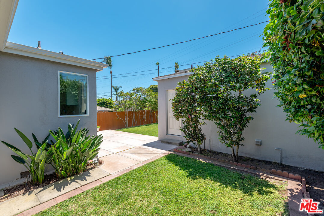 7501 Earldom Avenue Playa del Rey, CA 90293 - Photo 22 of 29 Gallery Image 22