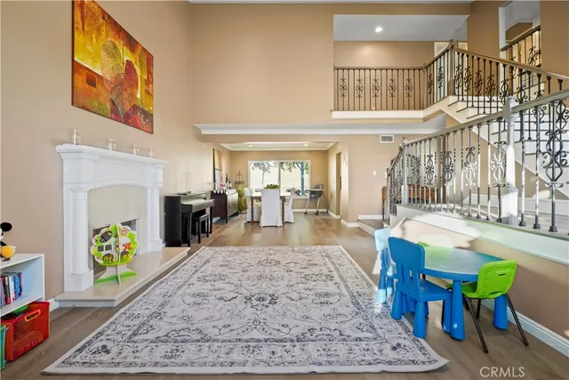 $899,000 | 2229 East Chesterton Street, Simi Valley, CA 93065