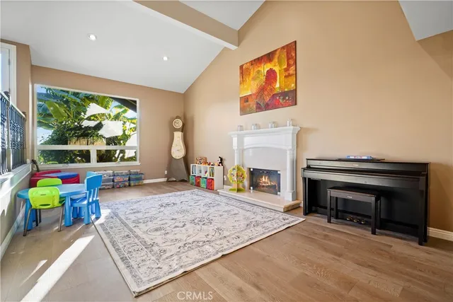 $899,000 | 2229 East Chesterton Street, Simi Valley, CA 93065