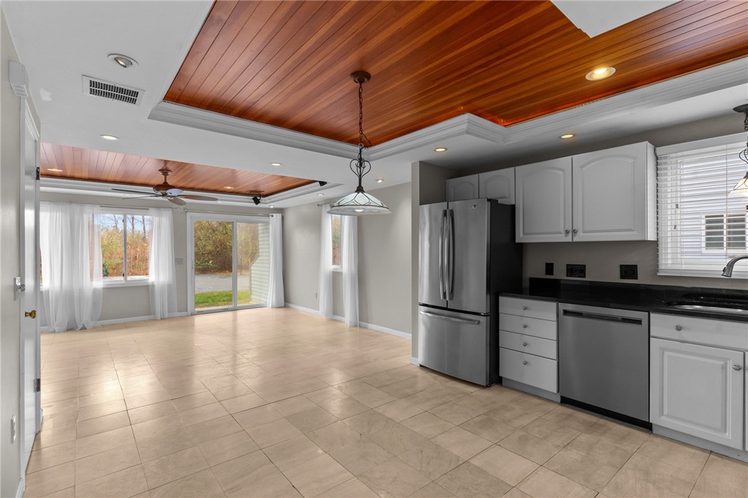 511 Child Street, Unit 701 Warren, RI 02885 - Photo 6 of 23 Gallery Image 6