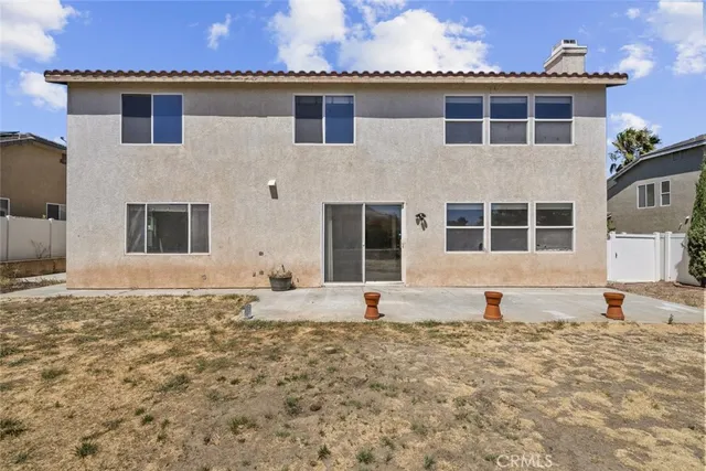 $3,200 | 42302 Sunnyslope Drive, Lancaster, CA 93536