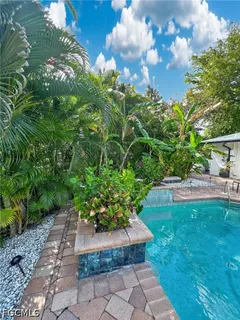$999,900 | 1030 Aqua Lane, Fort Myers, FL 33919
