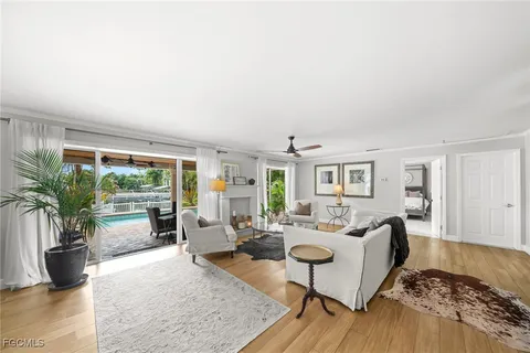 $1,235,000 | 1030 Aqua Lane, Fort Myers, FL 33919