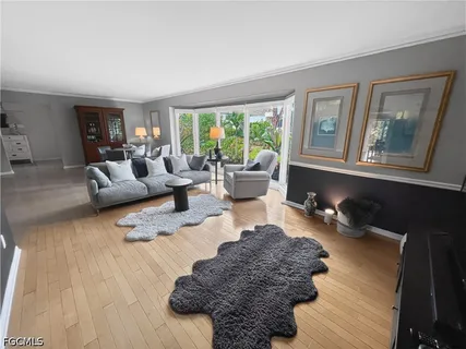$999,900 | 1030 Aqua Lane, Fort Myers, FL 33919