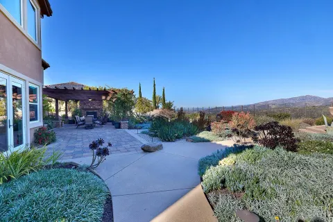 $2,699,000 | 15792 Via Santa Pradera, San Diego, CA 92131