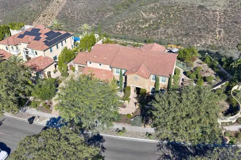 $2,699,000 | 15792 Via Santa Pradera, San Diego, CA 92131