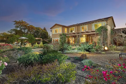 $2,699,000 | 15792 Via Santa Pradera, San Diego, CA 92131