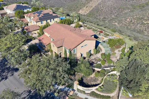 $2,699,000 | 15792 Via Santa Pradera, San Diego, CA 92131