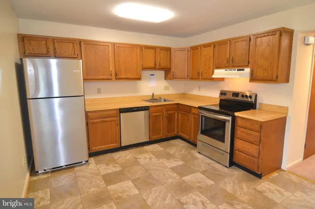 $1,650 | 22093 Spring Valley Drive, Lexington Park, MD 20653