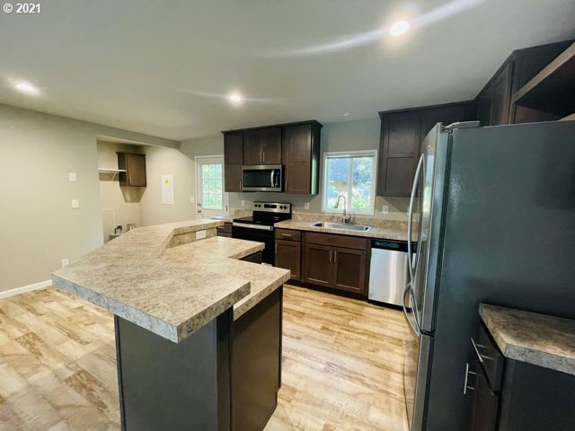 65515 East Timberline Drive Rhododendron, OR 97049 - Photo 14 of 32