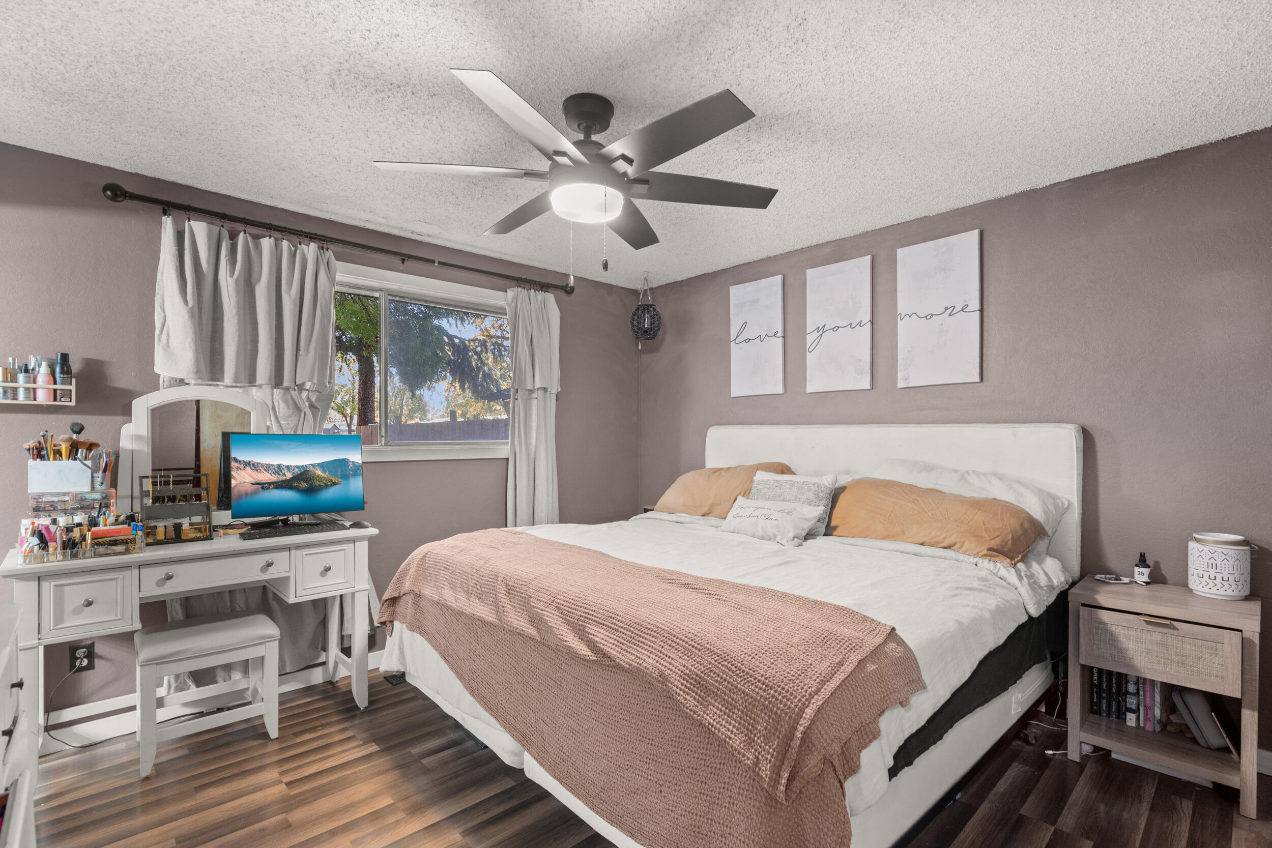 2190 Delta Waters Road Medford, OR 97504 - Photo 10 of 26 Gallery Image 10