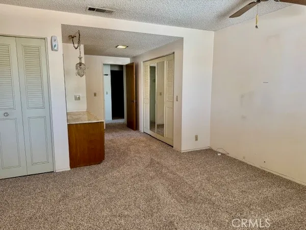 $399,000 | 405 South Gilbert Street, Hemet, CA 92543