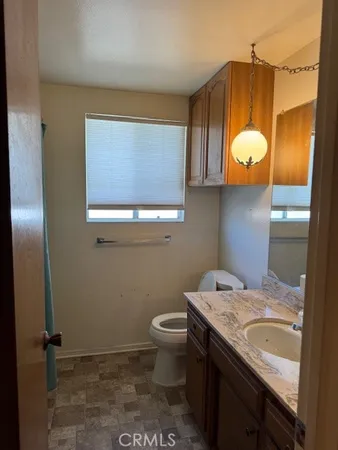 $399,000 | 405 South Gilbert Street, Hemet, CA 92543