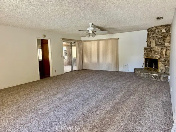 $399,000 | 405 South Gilbert Street, Hemet, CA 92543