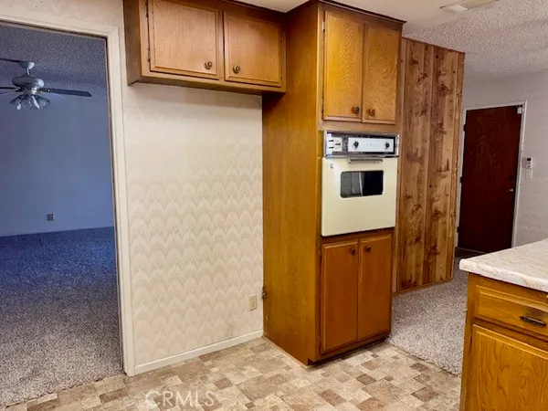 $399,000 | 405 South Gilbert Street, Hemet, CA 92543