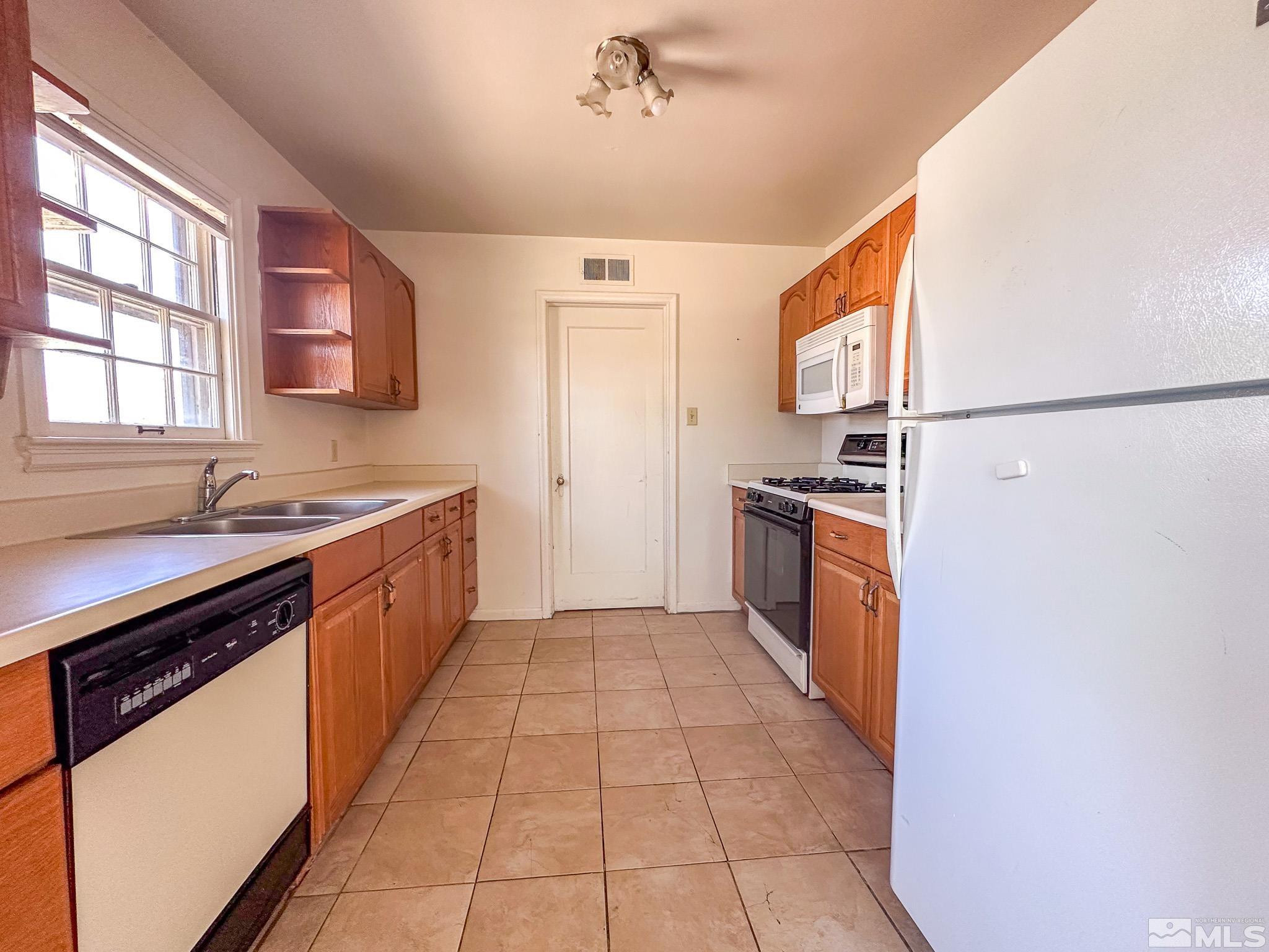 701 6th Street Sparks, NV 89431 - Photo 22 of 28 Photo 22