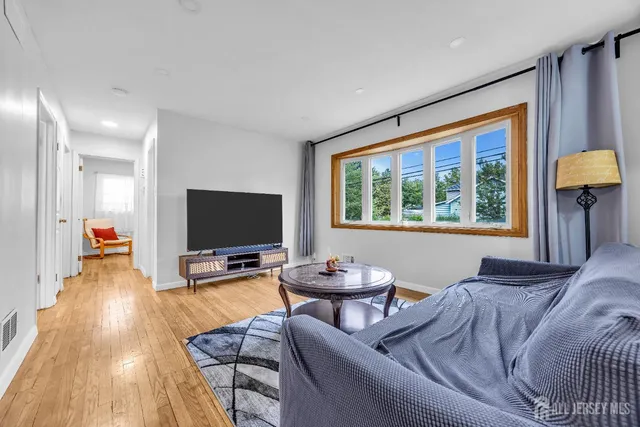 $498,500 | 396 South 7th Avenue, Highland Park, NJ 08904