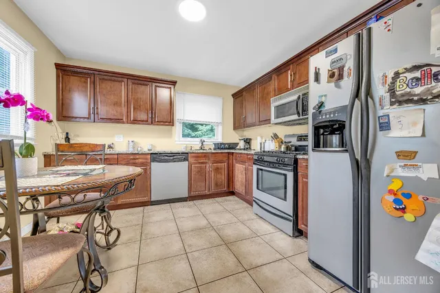 $498,500 | 396 South 7th Avenue, Highland Park, NJ 08904